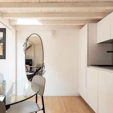 Youhosty - Modern Porta Venezia Appartement